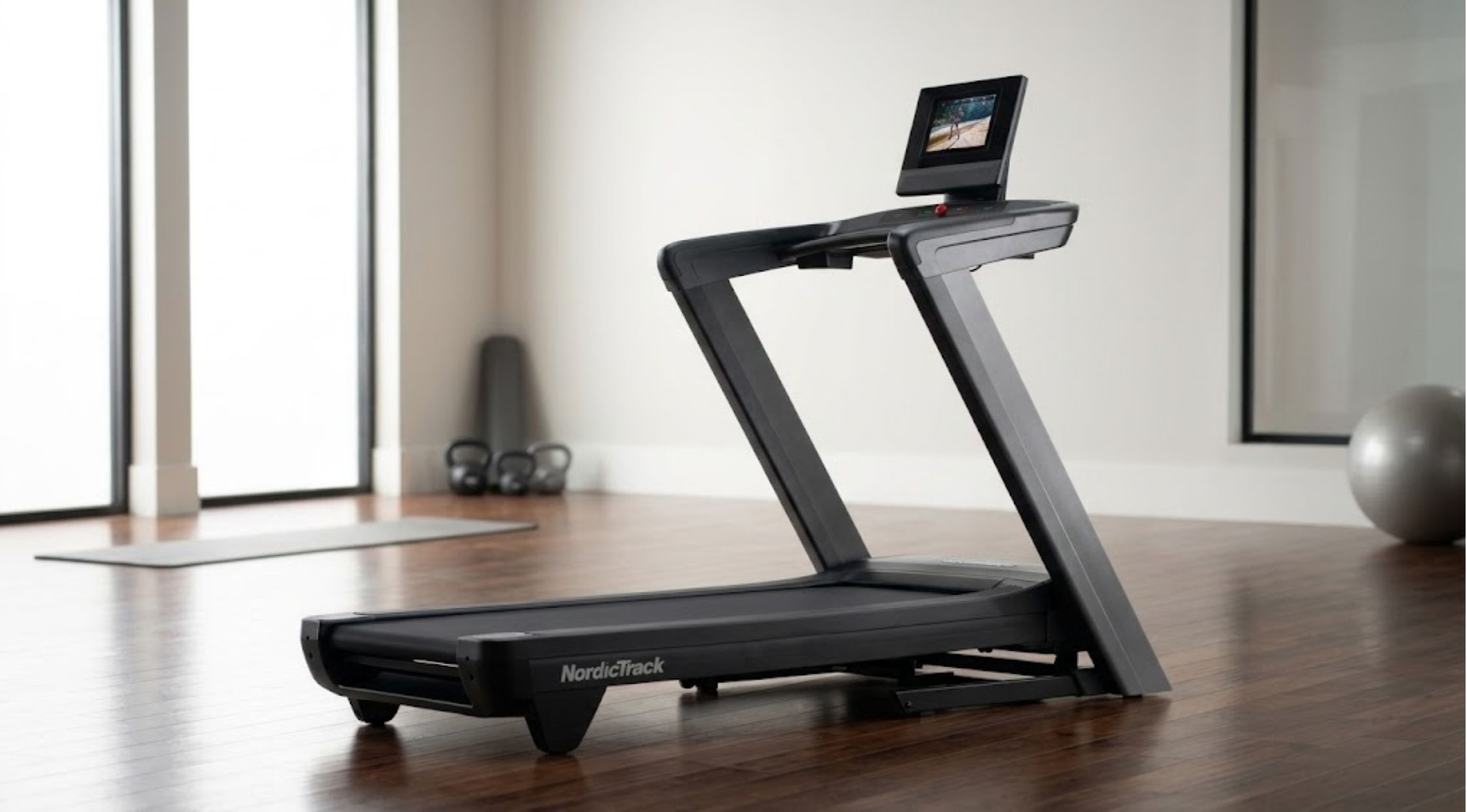 How to Choose the Right Treadmill for Home or Gym